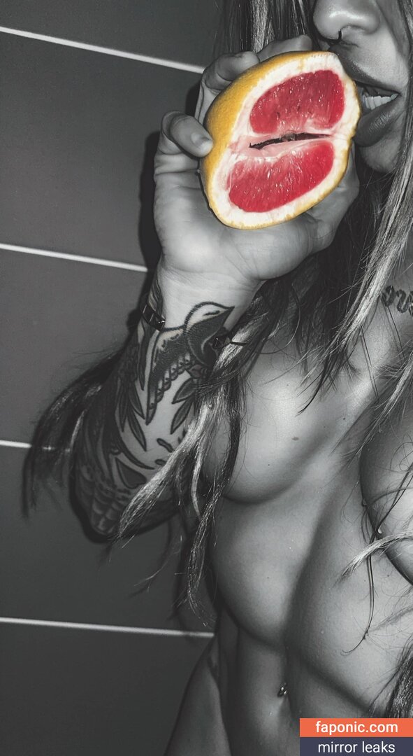 Celia Gabbiani, CeliaGabbiani Голи изтичания  Снимка #30