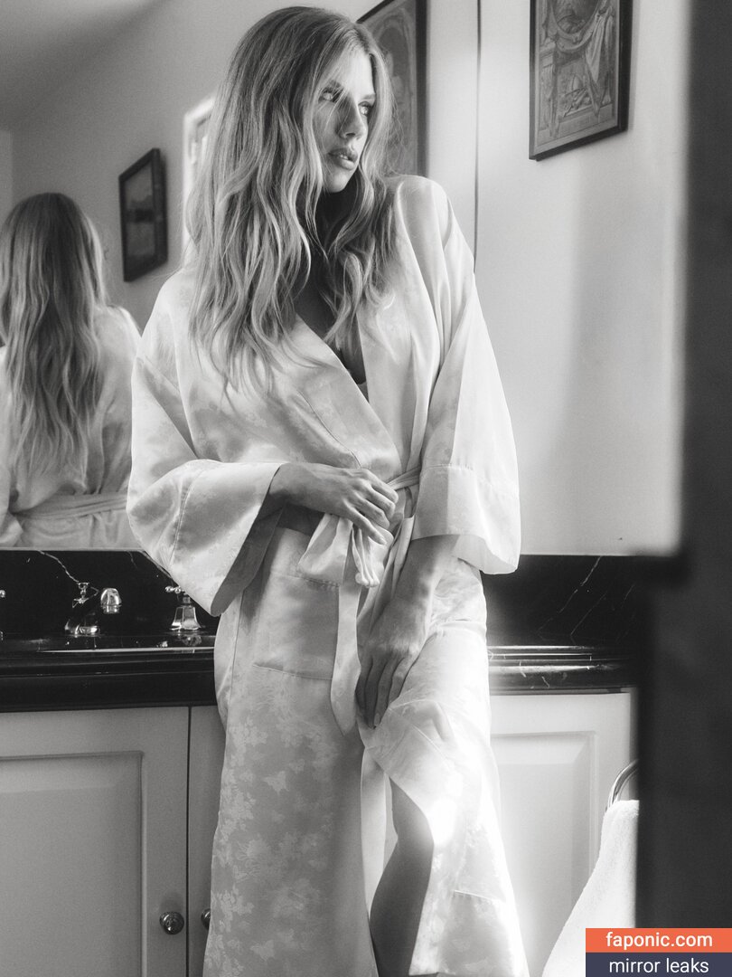 Char_mck, Charlotte McKinney, charlottemckinney, https:, thecharlottemckinney Голи изтичания OnlyFans Снимка #859