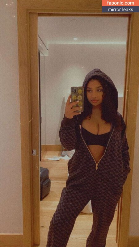Corie Rayvon, CorieRayvon Голи изтичания  Снимка #6