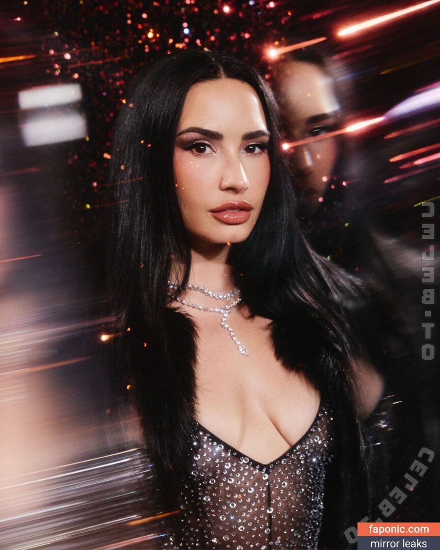 Demi Lovato, ddlovato, https:, tonia_williams Голи изтичания OnlyFans Снимка #1034