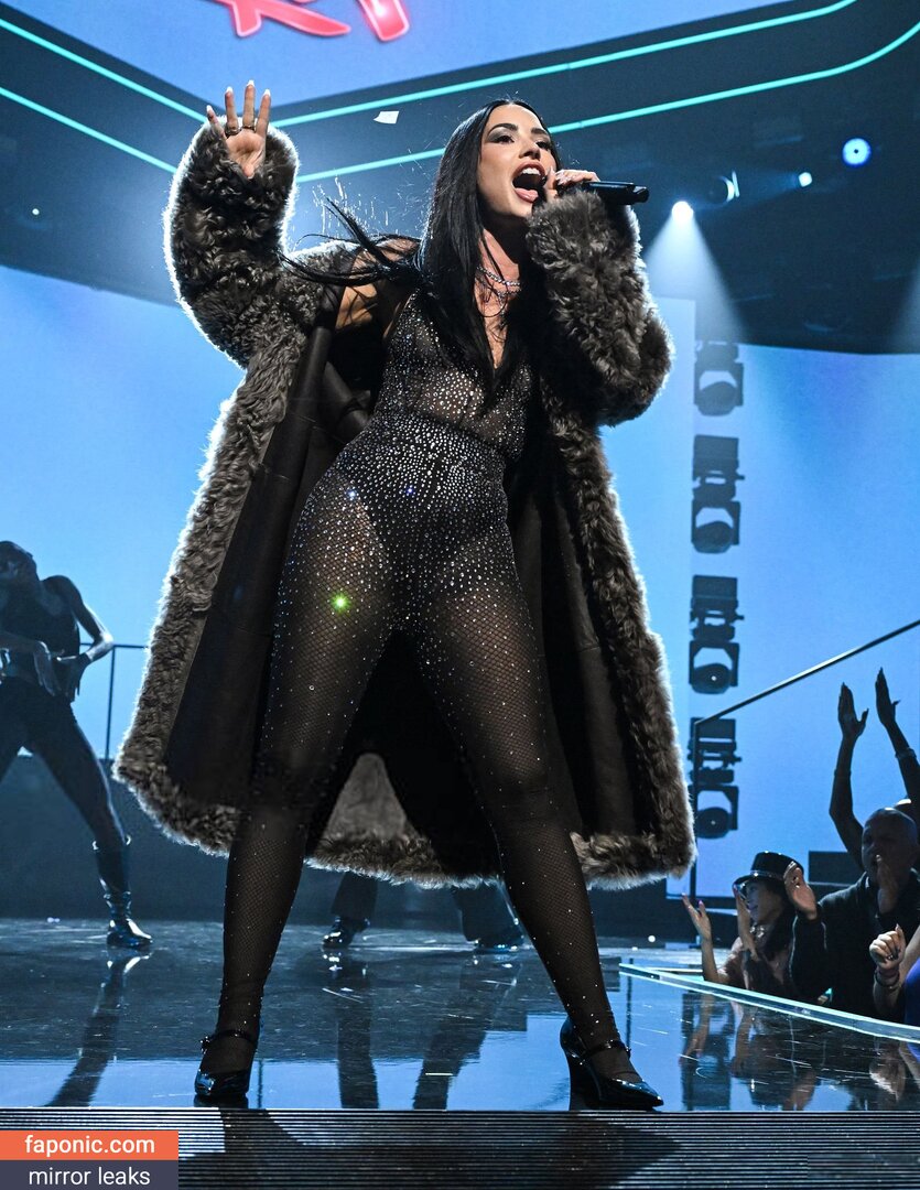 Demi Lovato, ddlovato, https:, tonia_williams Голи изтичания OnlyFans Снимка #1052