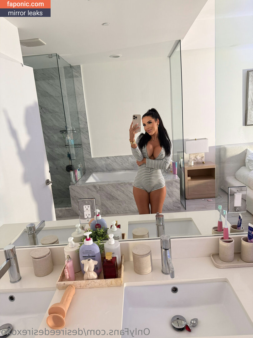 Desireedesirexo, desireedesirexoxo, itsdesireedesire Голи изтичания OnlyFans Снимка #4