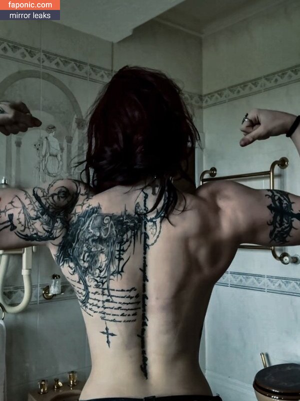 Ellie.moore04, Elliemoore, Ellmari.e, elliemoore_official Голи изтичания OnlyFans Снимка #14