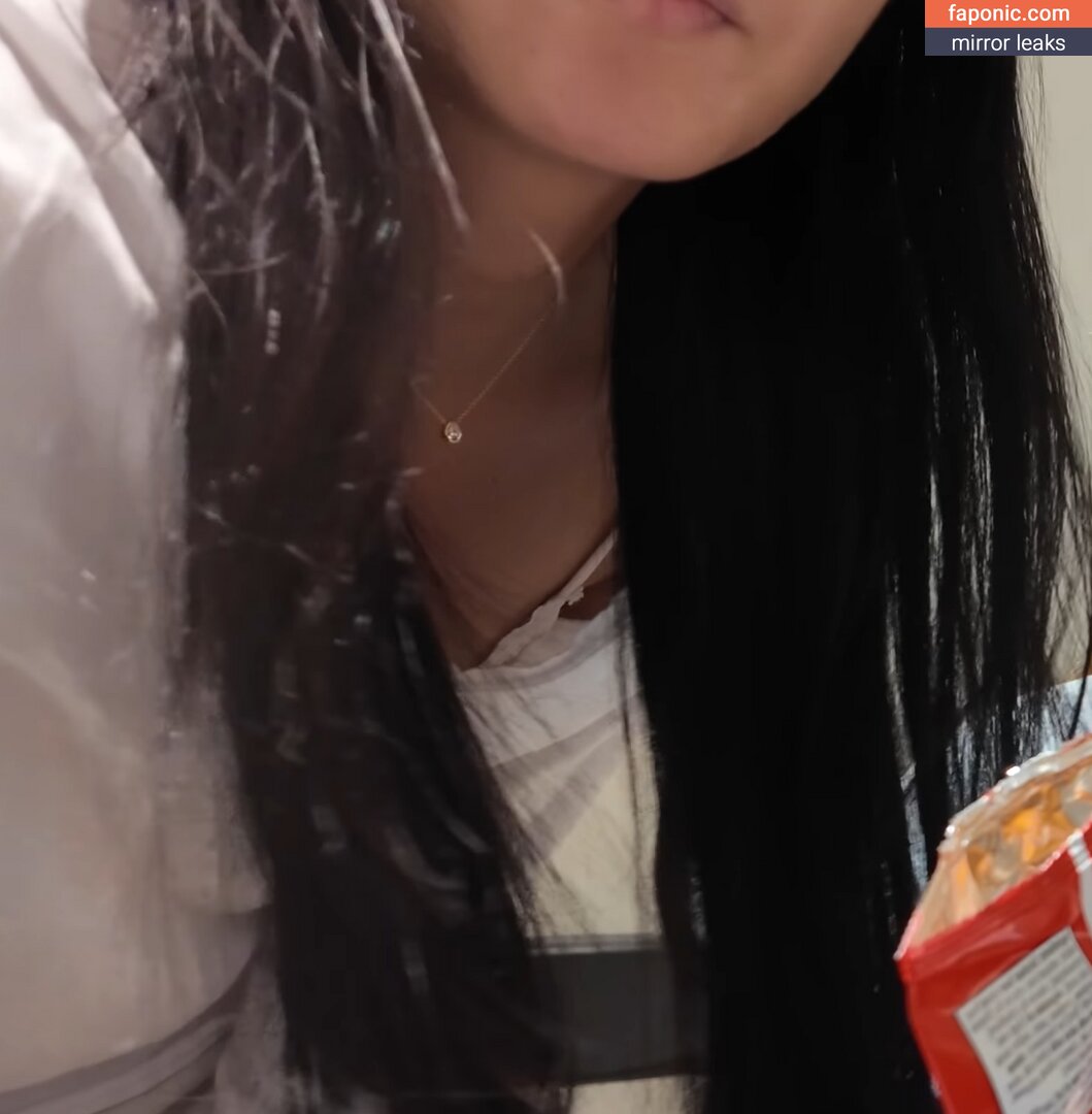 Evelyn Ha, eveee9, hjevelyn Голи изтичания OnlyFans Снимка #10