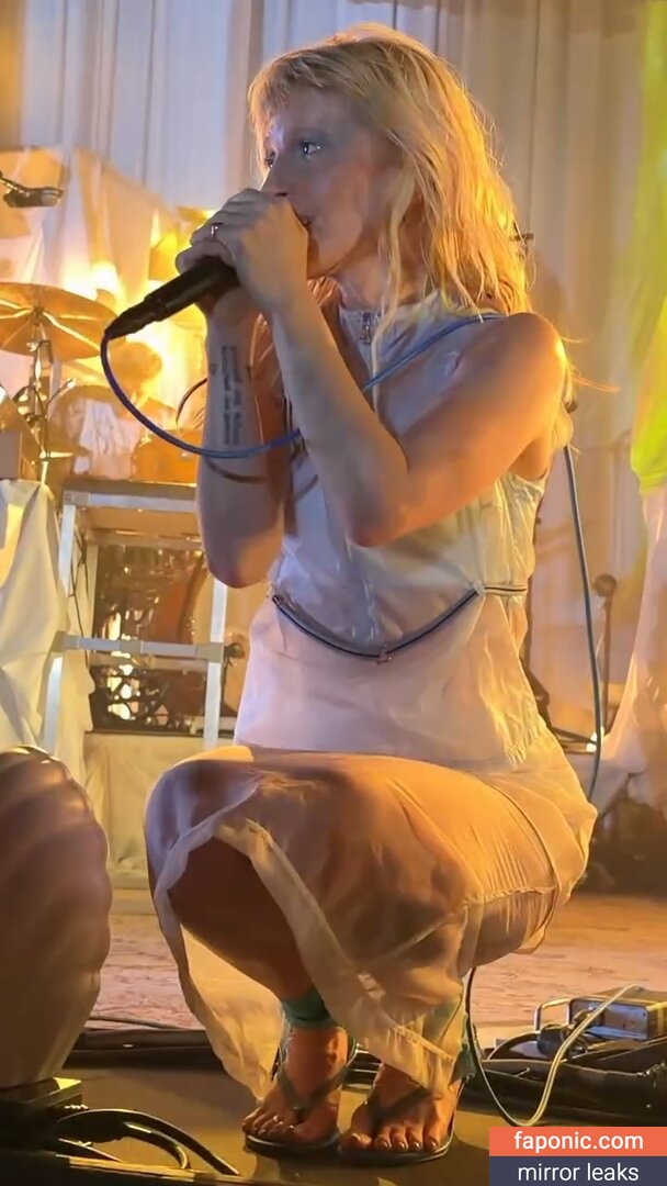 Hayley Williams, meepyfreepy, yelyahwilliams Голи изтичания OnlyFans Снимка #662