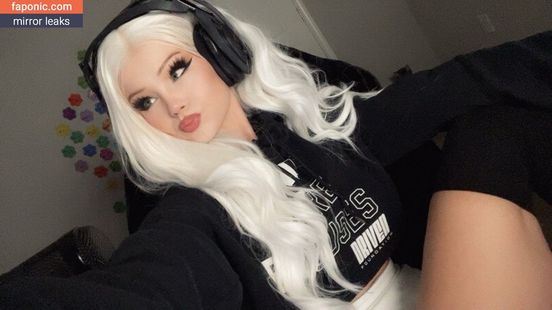 Kylee Carter, justfoxii, kyleecarterrr Голи изтичания  Снимка #470