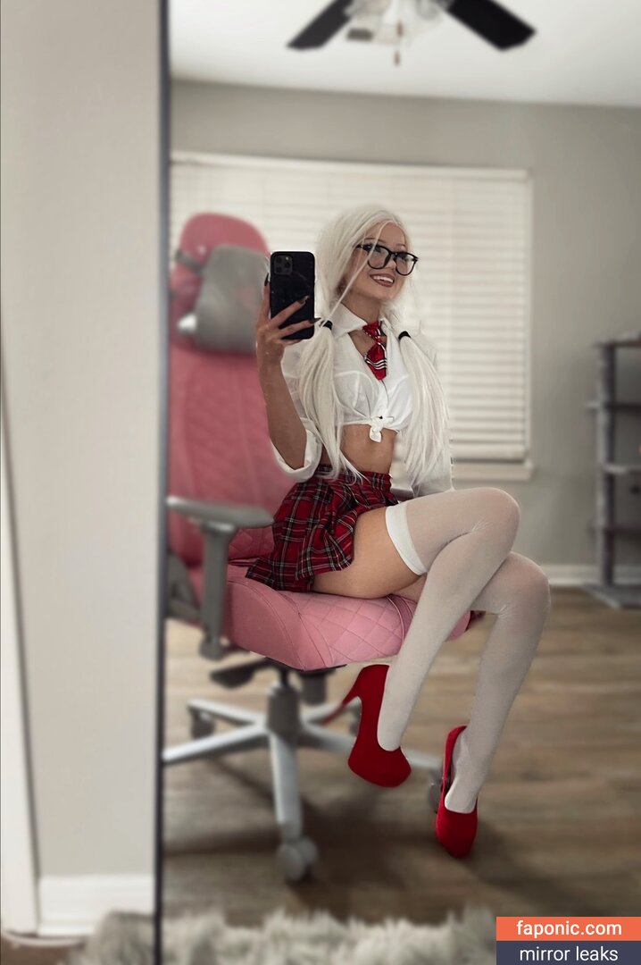 Kylee Carter, justfoxii, kyleecarterrr Голи изтичания  Снимка #492
