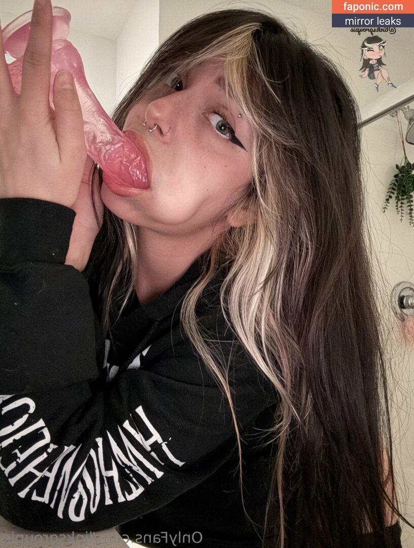 Linksgroupie, Mariah Crooke, https: Голи изтичания OnlyFans Снимка #550