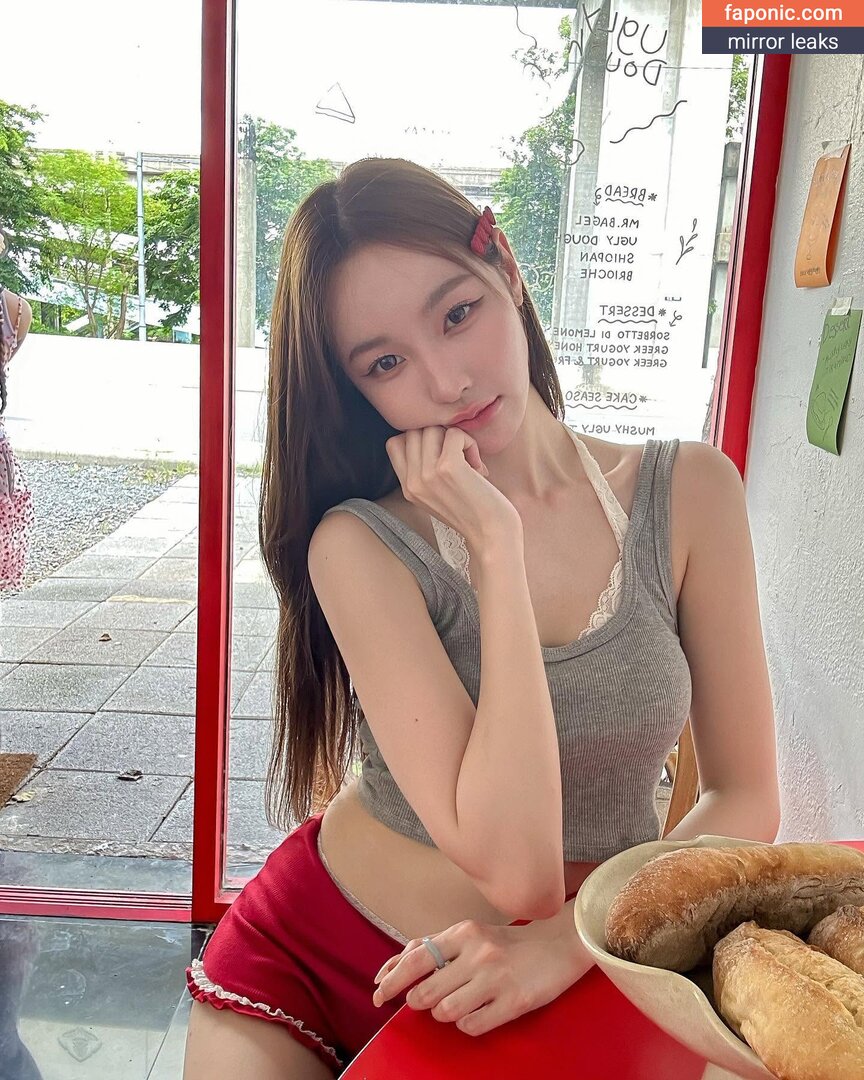 Kornkanok, kimmmmmmm, pimmmmss Голи изтичания OnlyFans Снимка #113