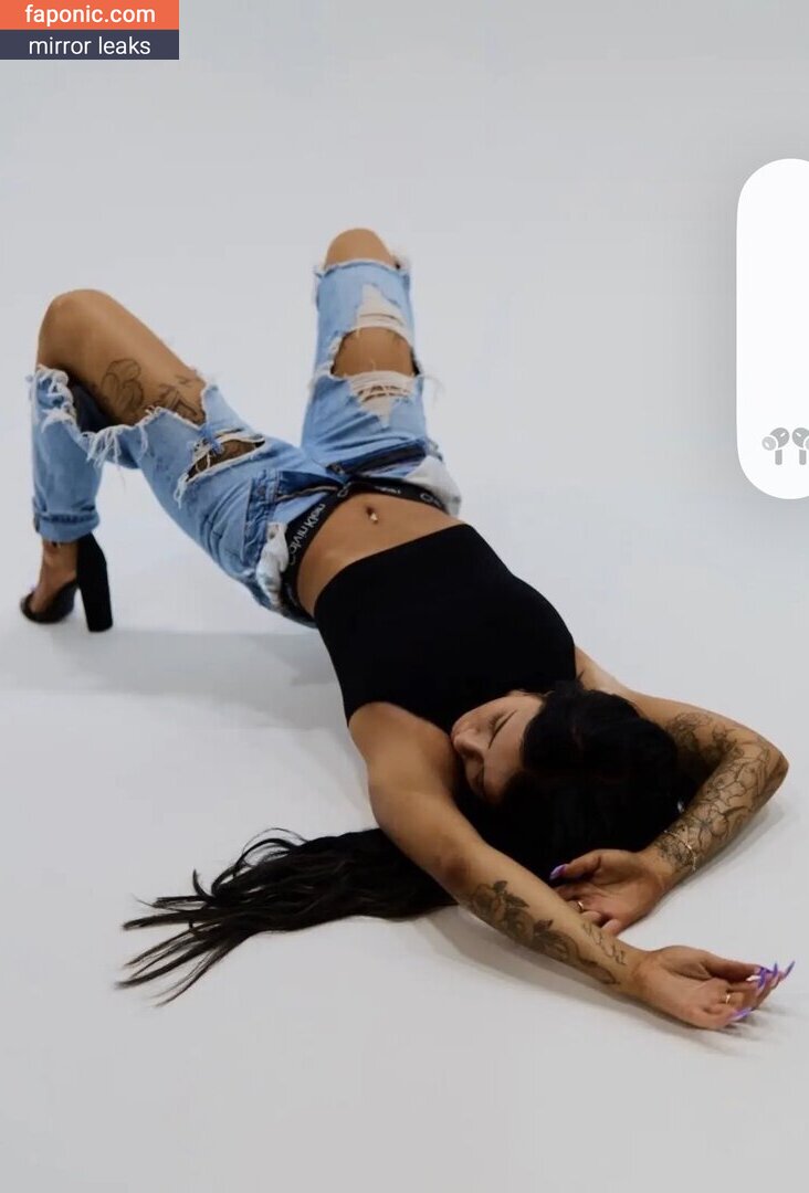 Petitetattedplati, Ronika Eskins, ronika_eskins Голи изтичания OnlyFans Снимка #3