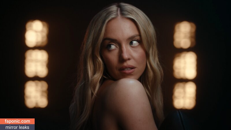 Sydney Sweeney, gal_gadot, https:, sydney_sweeney Голи изтичания OnlyFans Снимка #422