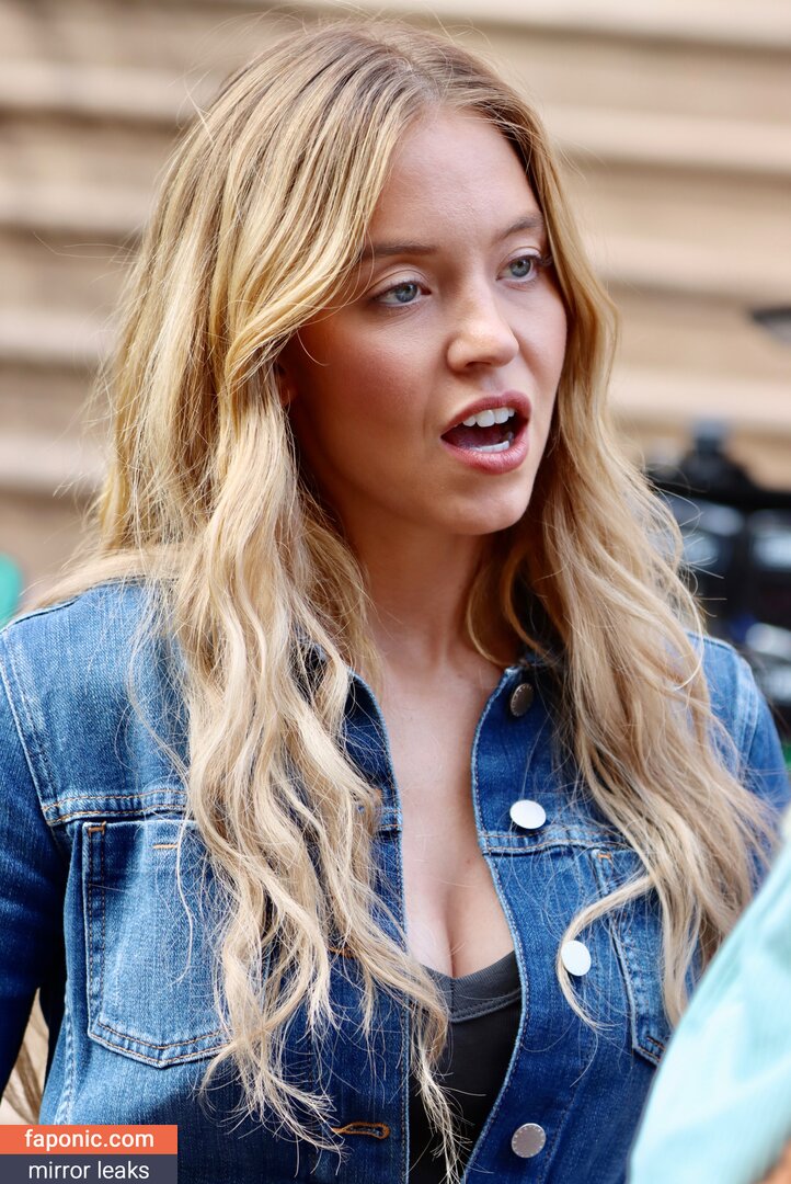 Sydney Sweeney, gal_gadot, https:, sydney_sweeney Голи изтичания OnlyFans Снимка #521