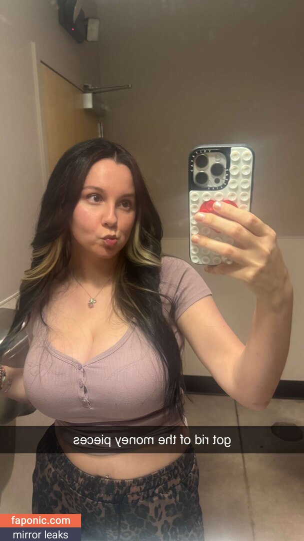 Yellz0, Yellz1, bigtittygothegg, yellz Голи изтичания OnlyFans/Patreon Снимка #46