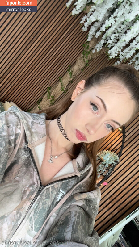 Elise Laurenne, Ellie, elaurenne, eliselaurenne Голи изтичания OnlyFans Снимка #965