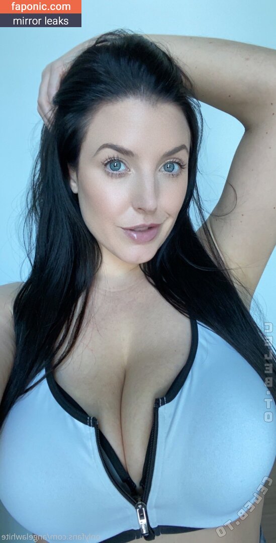 ANGELAWHITE, Angela White, theangelawhite Голи изтичания OnlyFans Снимка #32