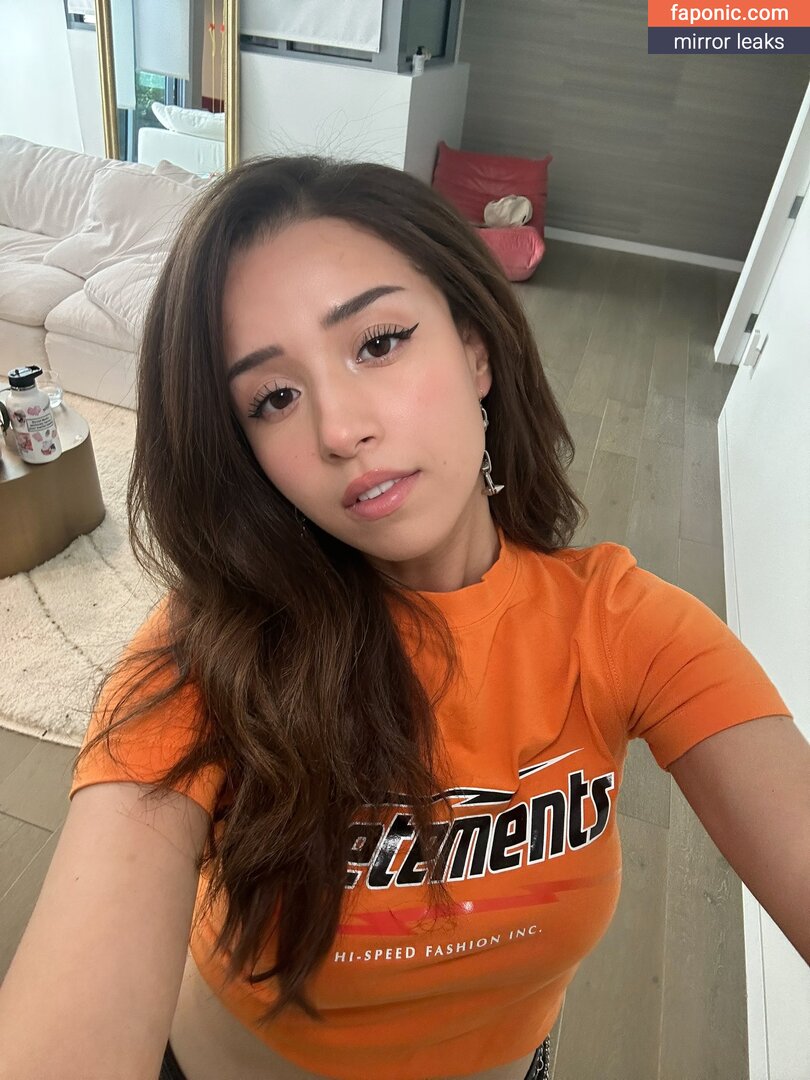 Pokimane, pokimanelol, pokinaneonlyfan Голи изтичания OnlyFans Снимка #64