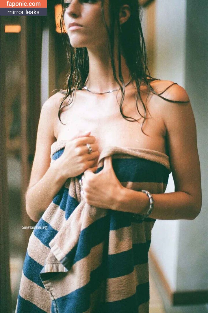 Emily Feld, emily.feld Голи изтичания OnlyFans Снимка #3704