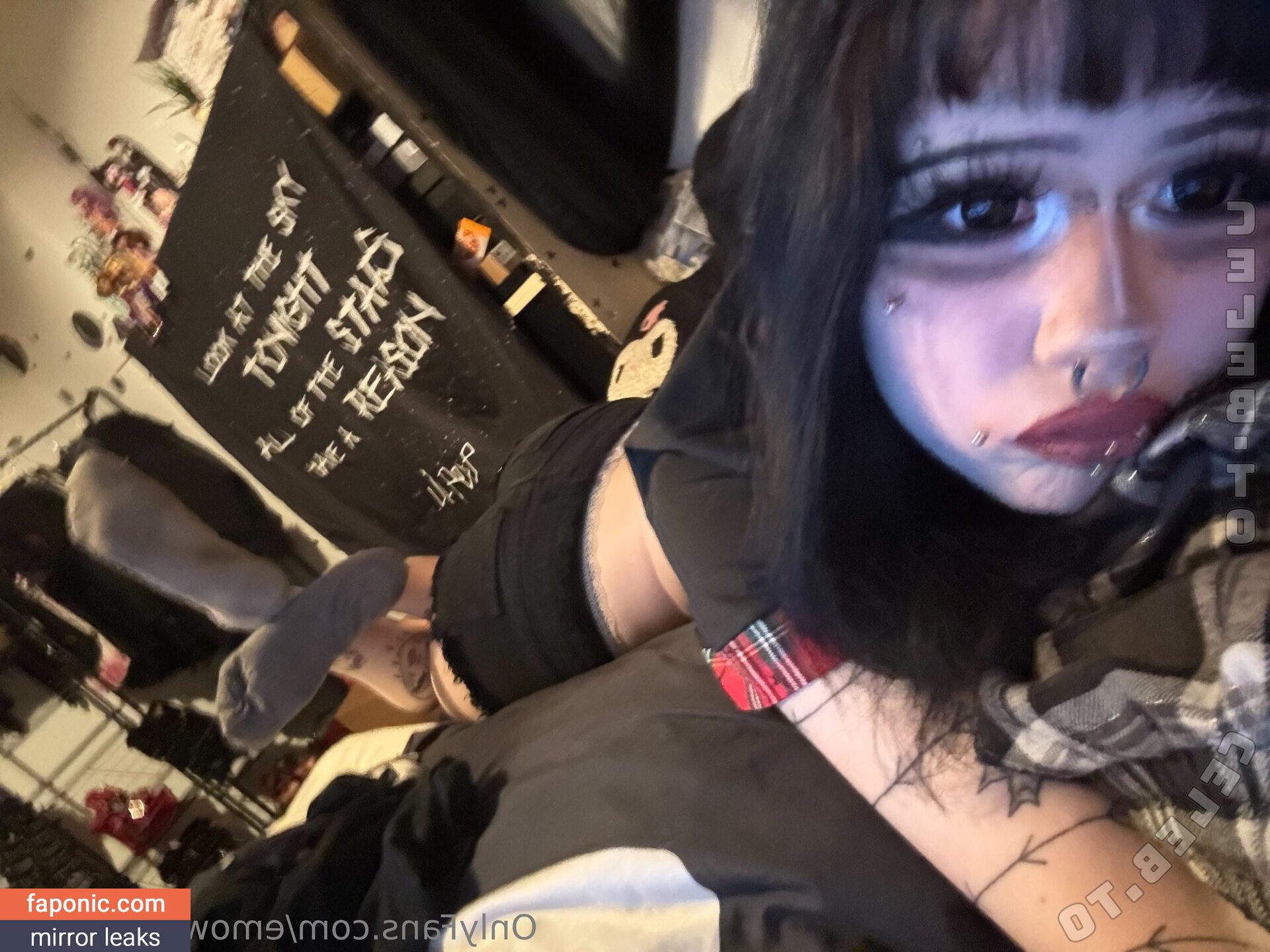 Emowithoutemo, Emowithoutemooo Голи изтичания OnlyFans/Patreon Снимка #4