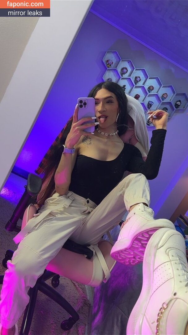 Kyllie Fox, _KylieFox_, https:, kyliefoxxy, kylliefox, kylliefox_ Голи изтичания OnlyFans Снимка #17