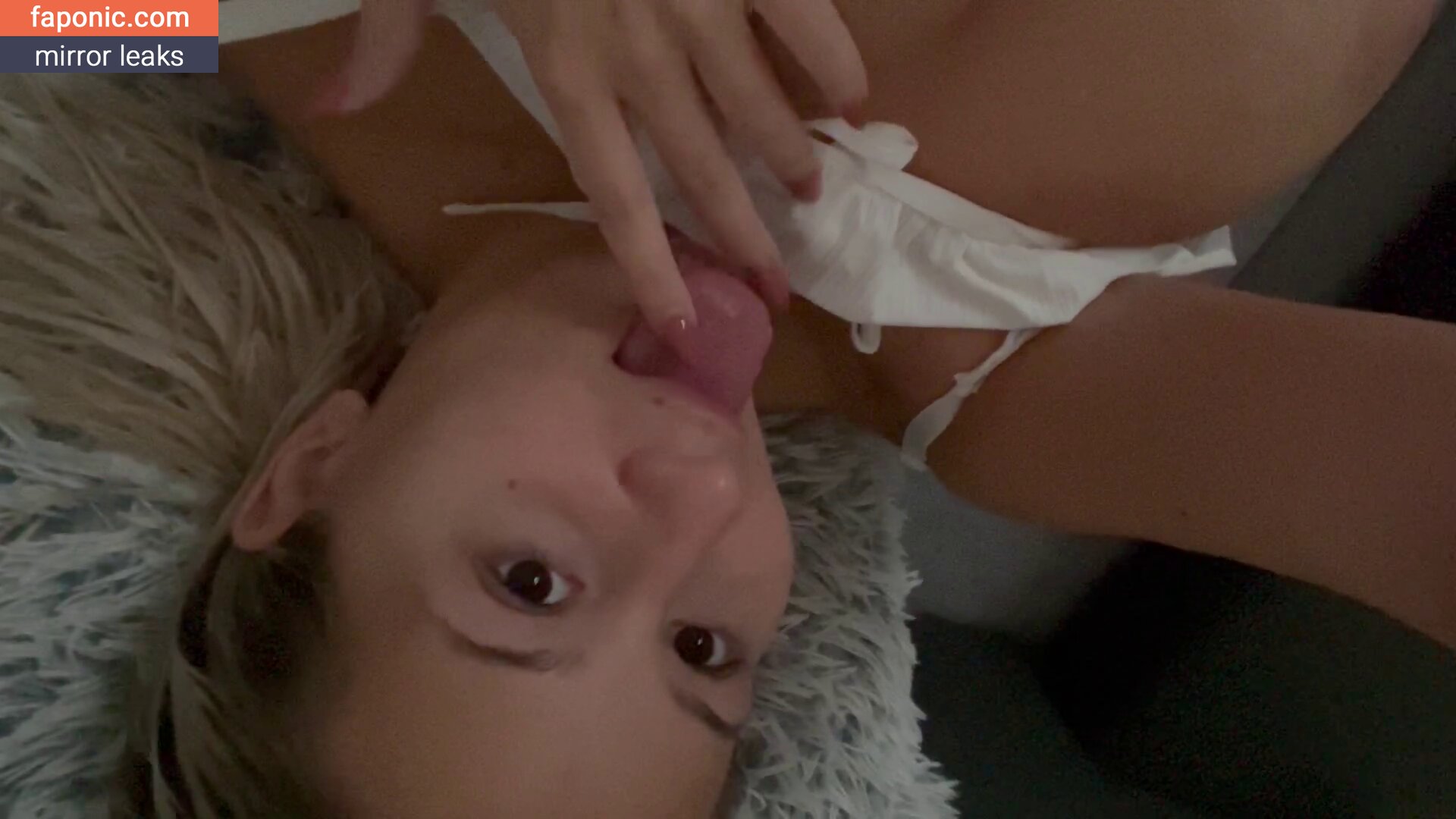 TeenMarvel, sabinatomkova Голи изтичания OnlyFans Снимка #58