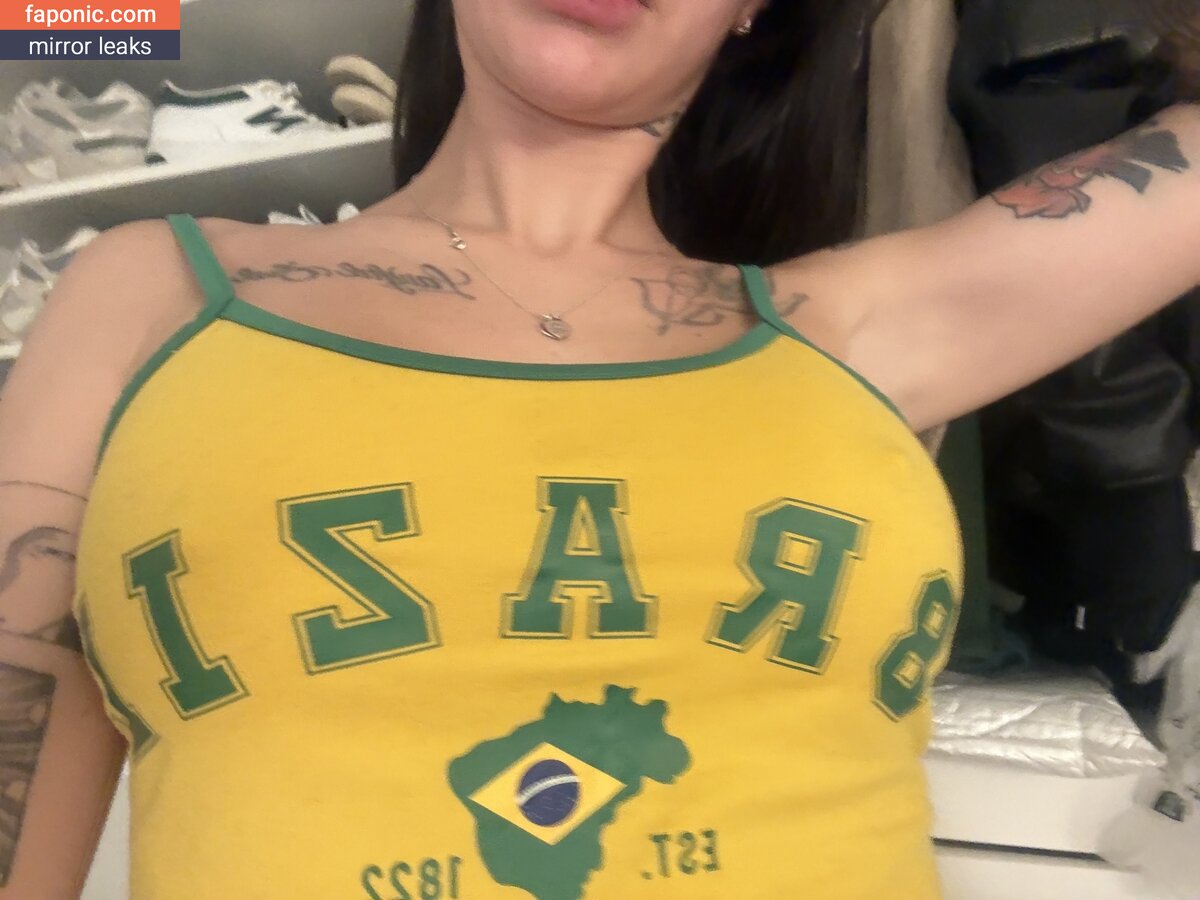 Leticia Caputi, caputile Голи изтичания  Снимка #13