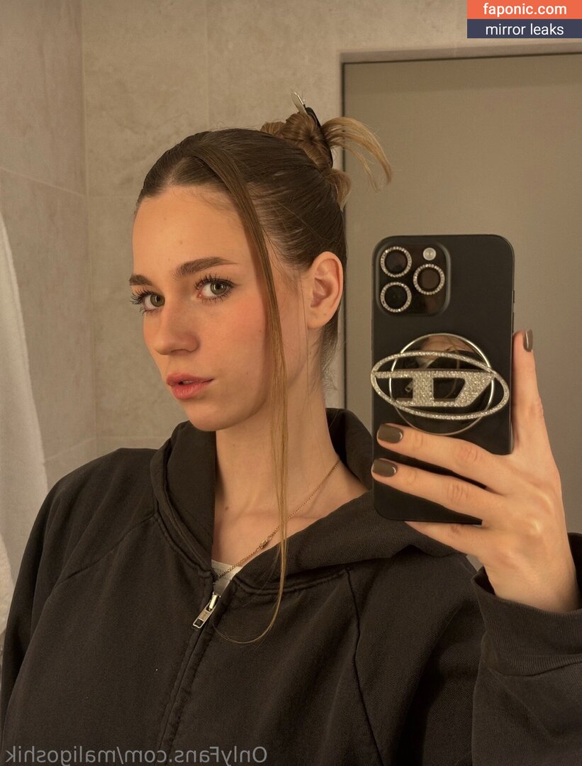 Anna Malyg0n, mmollyyy.ann Голи изтичания  Снимка #330