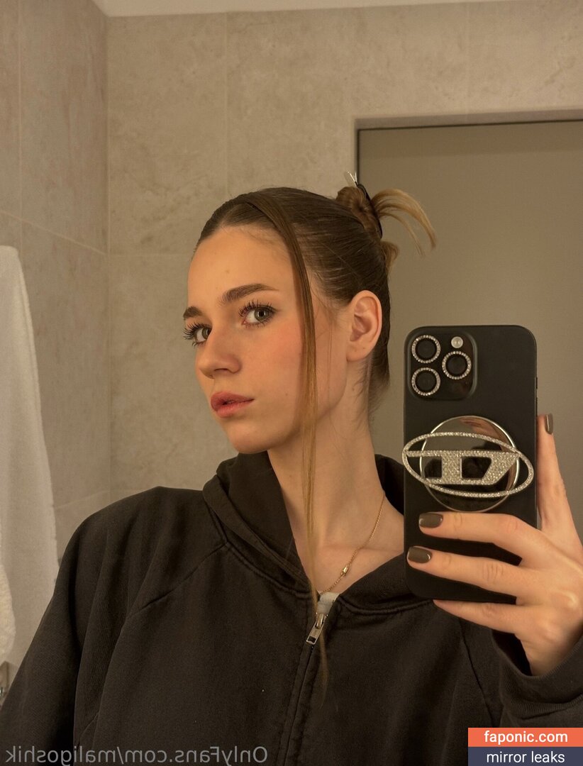 Anna Malyg0n, mmollyyy.ann Голи изтичания  Снимка #331