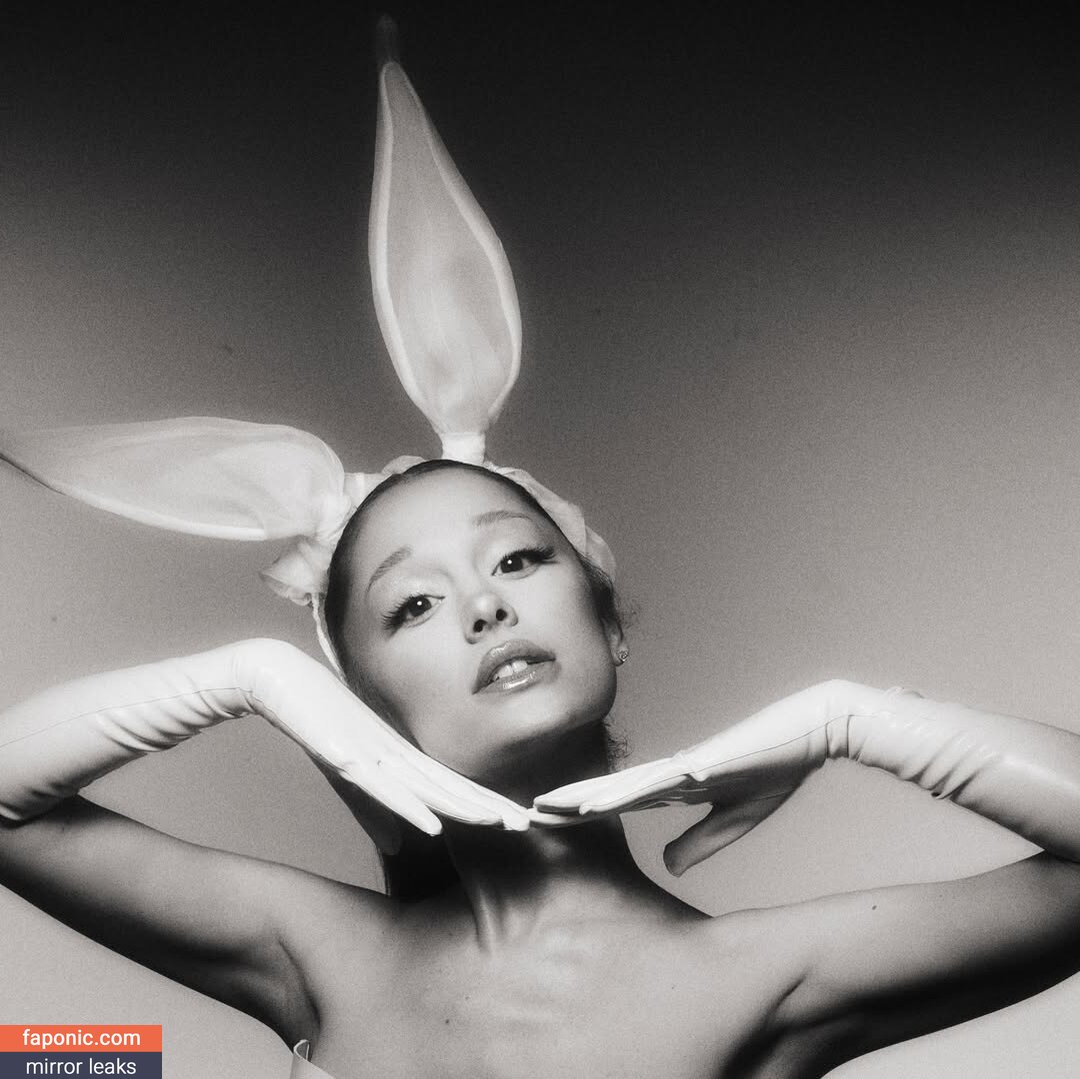 Ariana Grande, arianagrande Голи изтичания OnlyFans Снимка #145