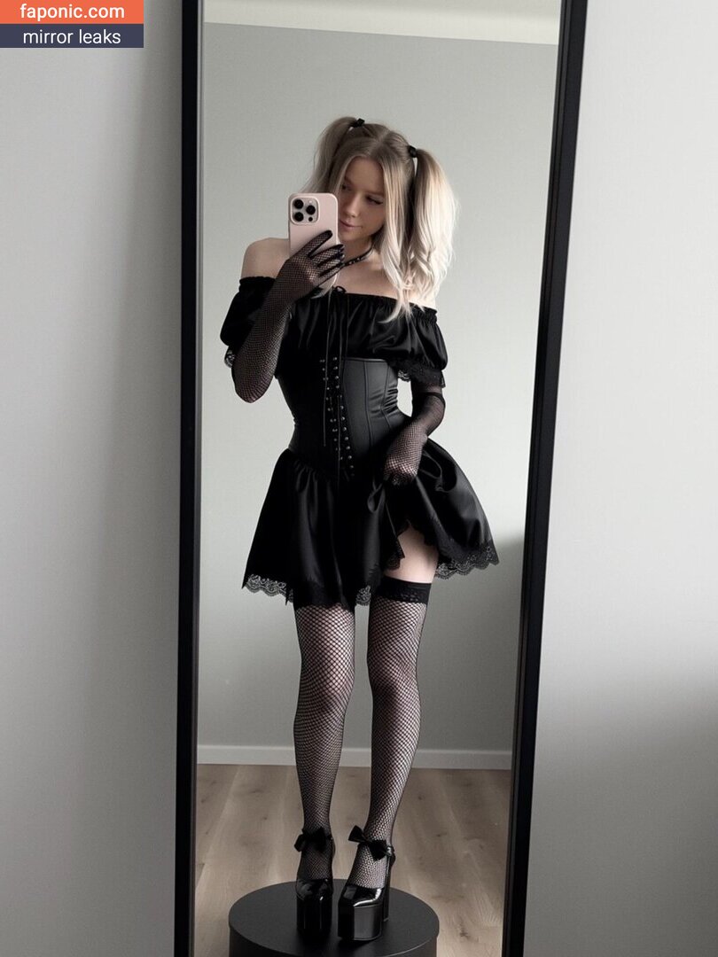 LeiaGornaya, Leya Gornaya, Social Media, leah_gymcake, leya_nyloncake, leyacakey, leyacupcake, leyagornaya Голи изтичания OnlyFans Снимка #21