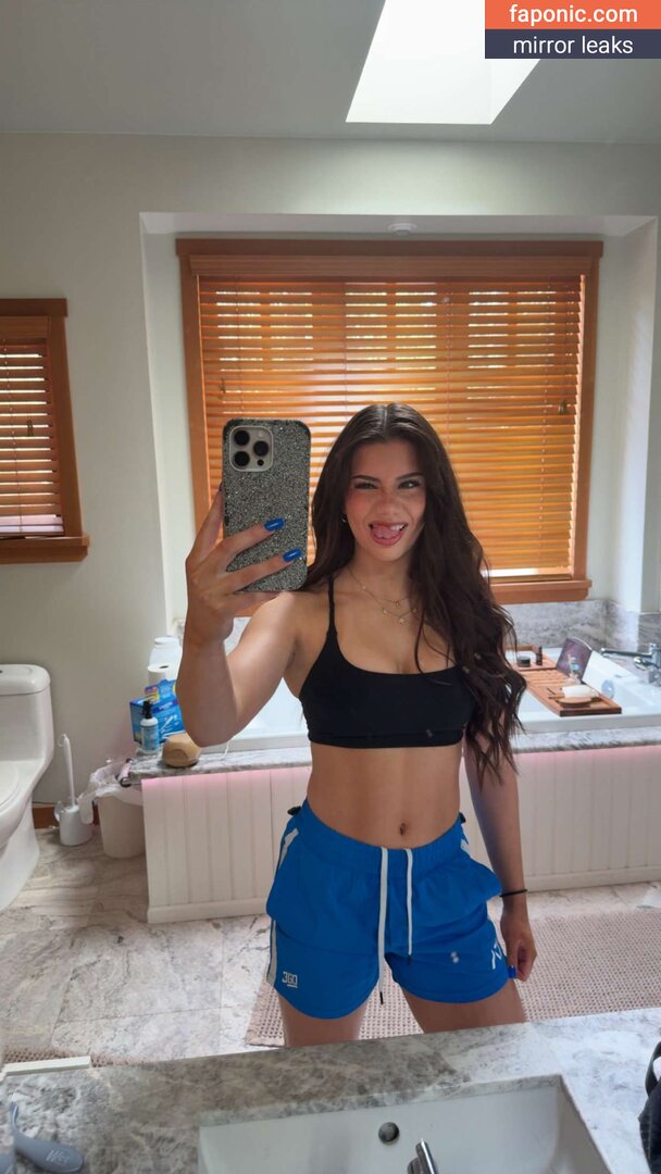 Mikayla Campinos, ltsmikaylacampinos, mikaylacampinos Голи изтичания  Снимка #331