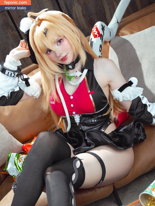 PeachMilky, PeachMilky_, peachmilkycosplay, peachmilkytea Голи изтичания OnlyFans/Patreon Снимка #313