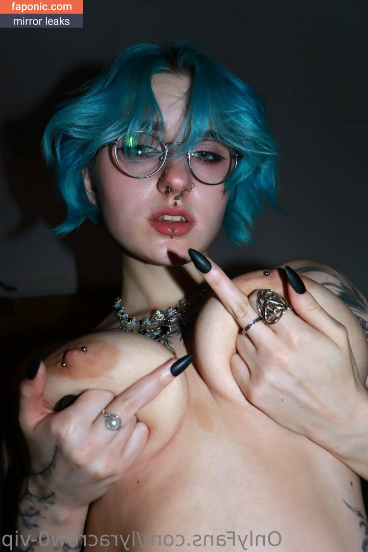 Lyra Crow, lyracr0w0 Голи изтичания OnlyFans Снимка #211