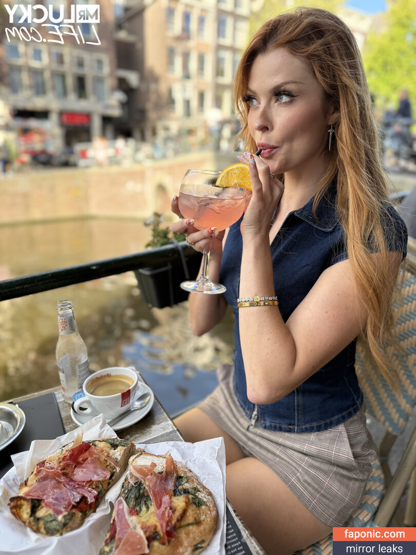 Elly Clutch, PeachGoneWild, ellyclutch, ellyclutchh Голи изтичания OnlyFans Снимка #139