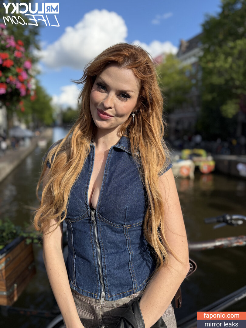 Elly Clutch, PeachGoneWild, ellyclutch, ellyclutchh Голи изтичания OnlyFans Снимка #147