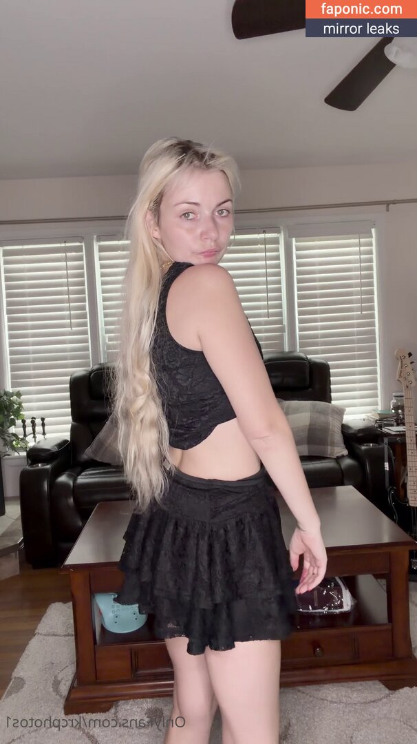 Kerry Carmody, kerryreneecarmody, krcphotos Голи изтичания OnlyFans Снимка #253