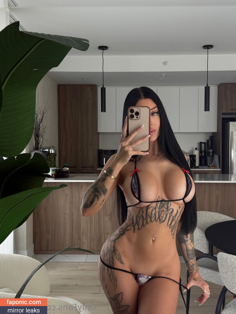 Valeriec Голи изтичания OnlyFans Снимка #2