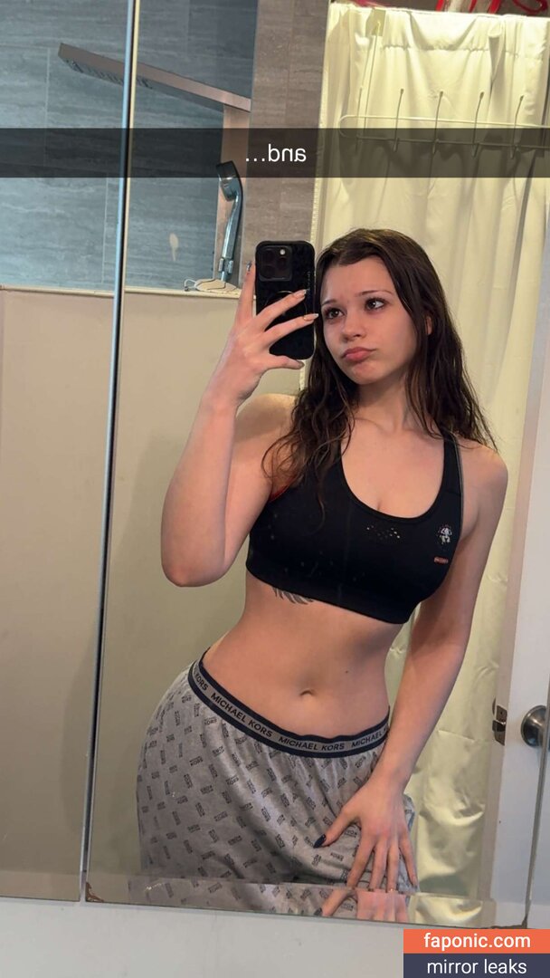Nikki Woods, nikki_neko, nikkiwoodss Голи изтичания OnlyFans Снимка #14