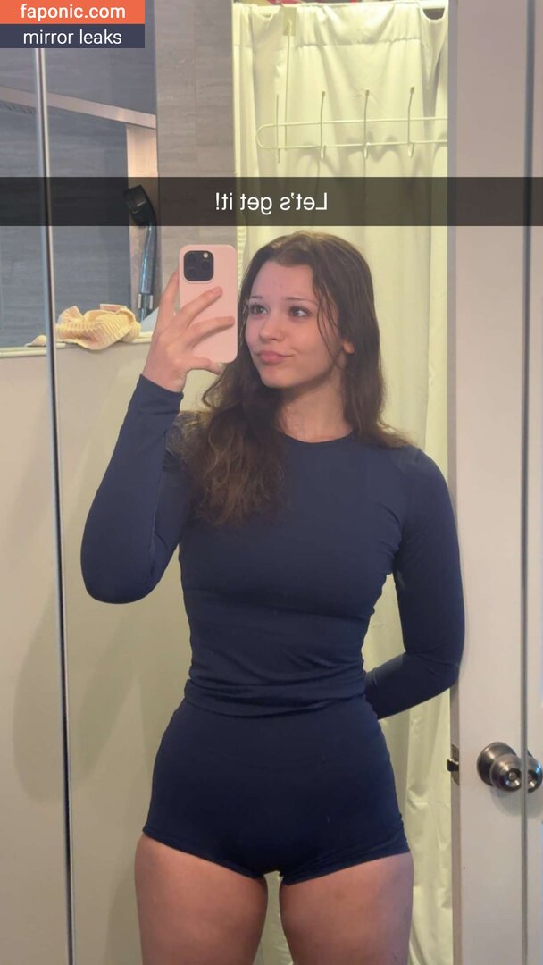 Nikki Woods, nikki_neko, nikkiwoodss Голи изтичания OnlyFans Снимка #39