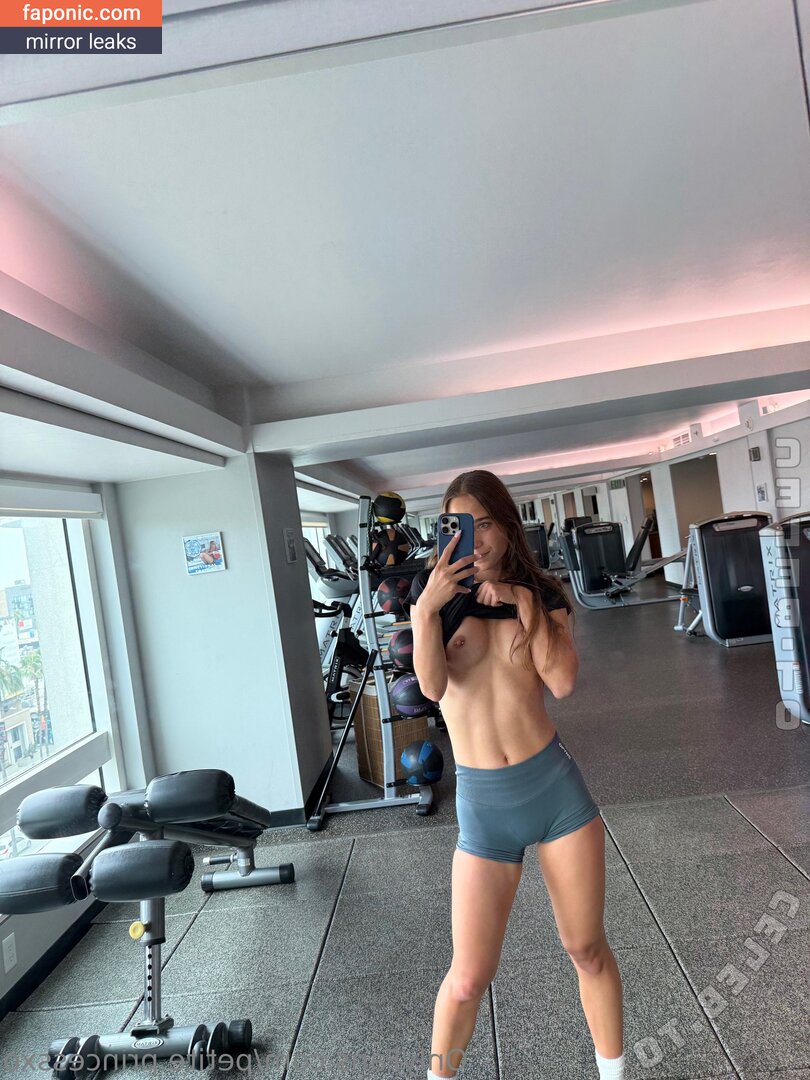 Brooklyn Rose, Emma Strickland, emma_strickland8400, petite.princessxo Голи изтичания OnlyFans Снимка #41