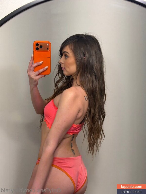 Riley Reid, RileyReidTikTok, hellorileyreid, rileyreidx3 Голи изтичания OnlyFans Снимка #3100