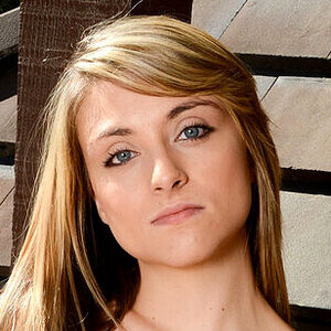 Ayla Blonde