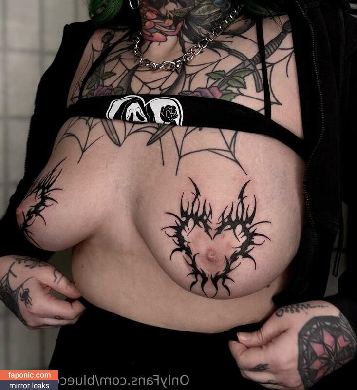 bluecollargoth