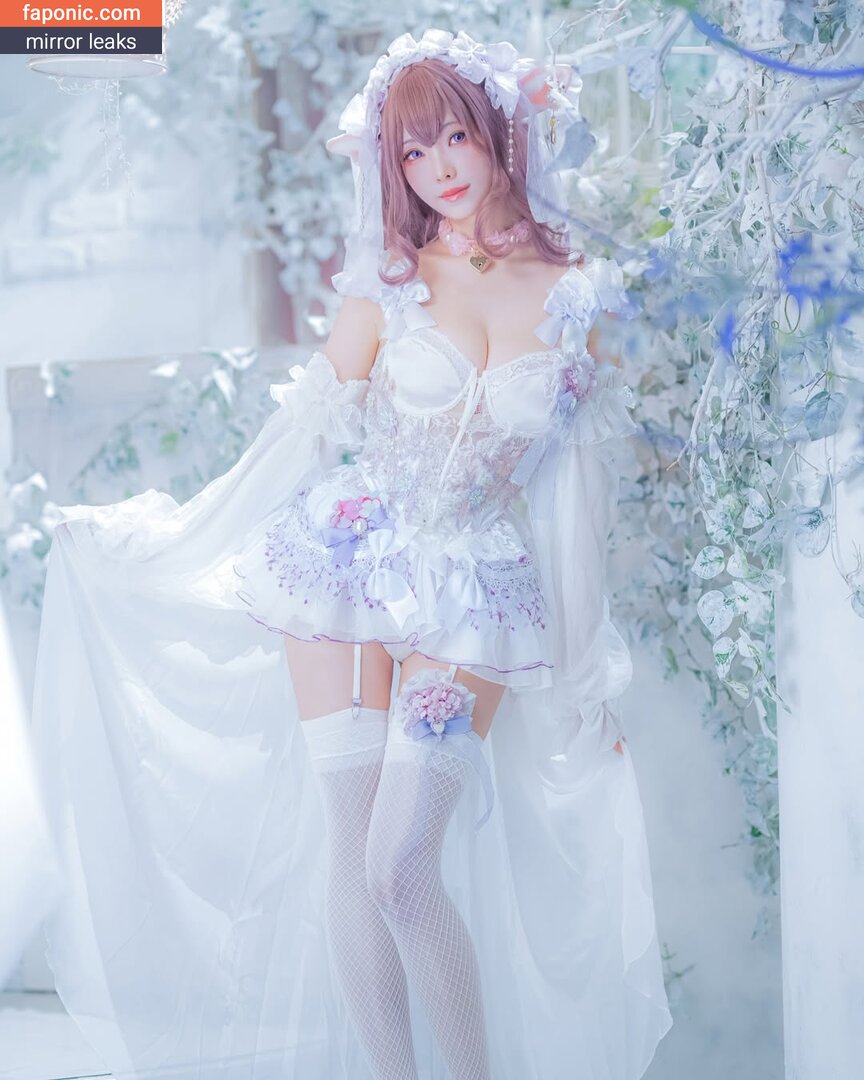 Ely Cosplay, Ely_eee, eeelyeee Голи изтичания OnlyFans/Patreon Снимка #1079