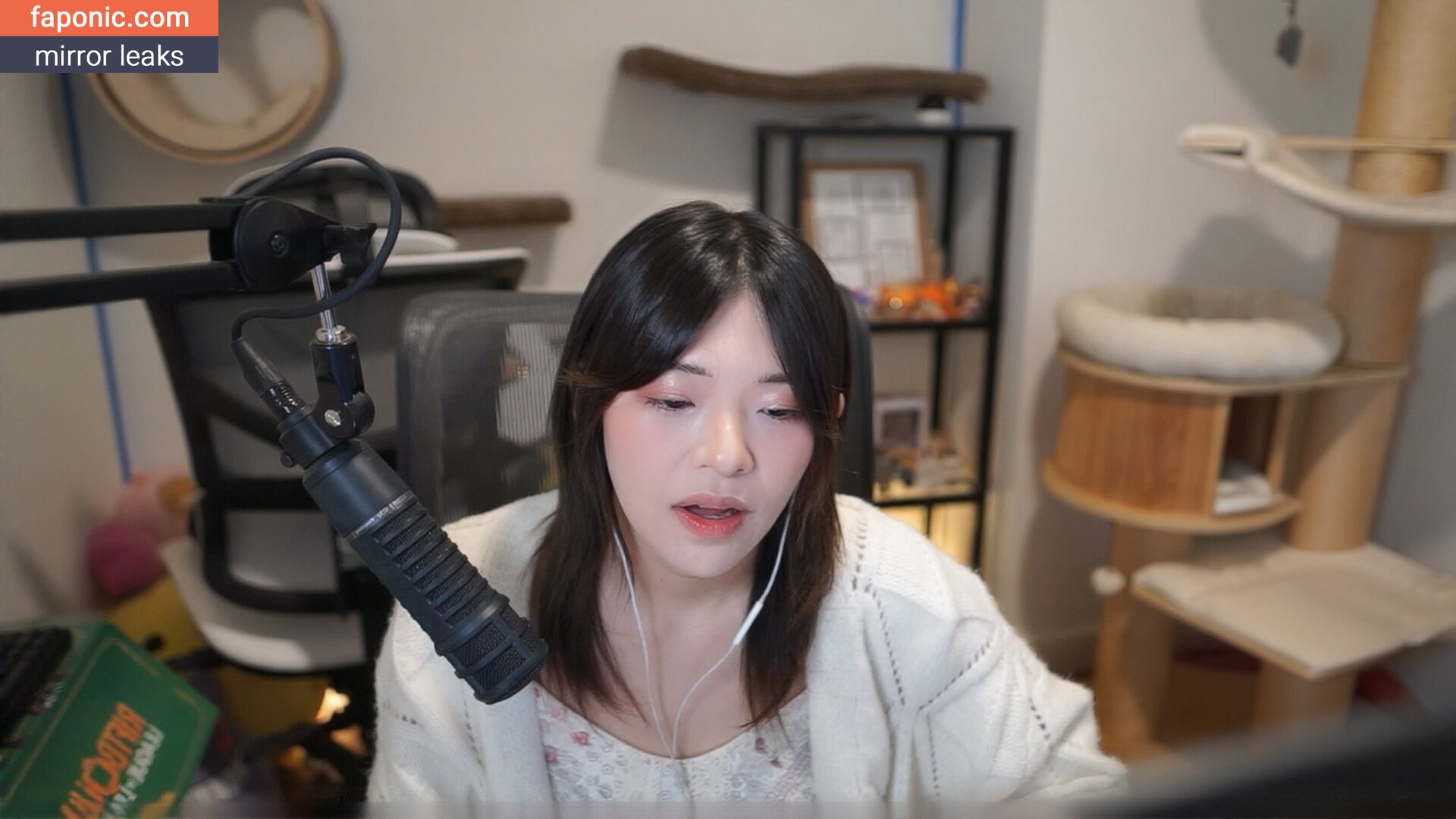 Kkatamina, Miyoung Голи изтичания OnlyFans Снимка #306