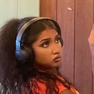 Miss Viv
