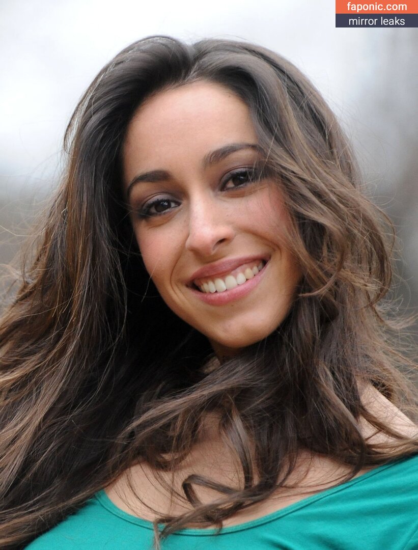 Oona Chaplin, https:, oonacc Голи изтичания  Снимка #15