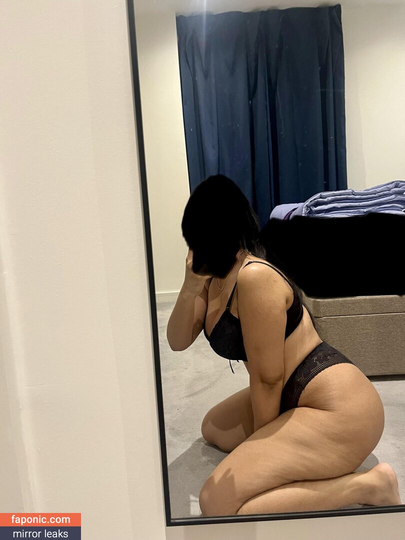 Sasha Hotwife